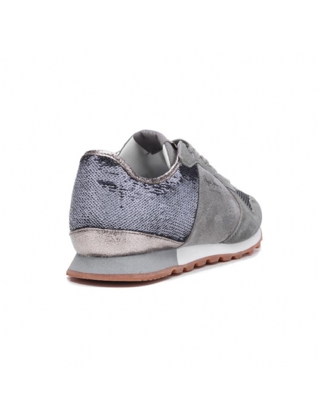 Detalles especiales en Pepe Jeans Mujer Detalles especiales en Pepe Jeans Mujer