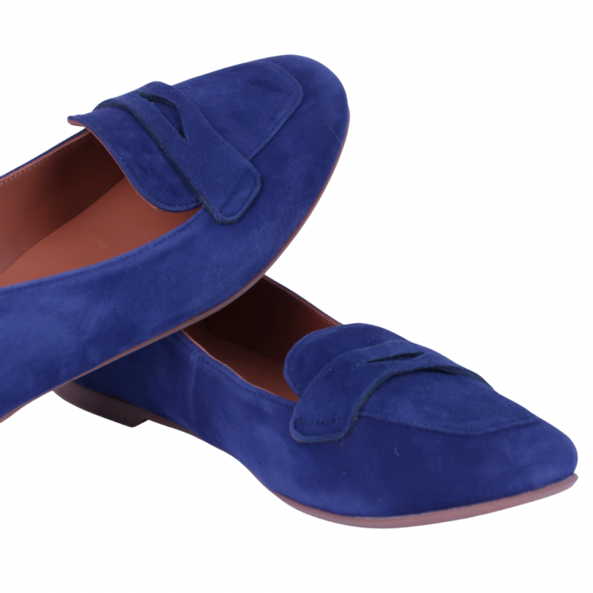 Mocasín con antifaz fabricados en piel para la mujer