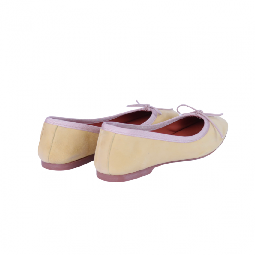 Forros interior de piel.