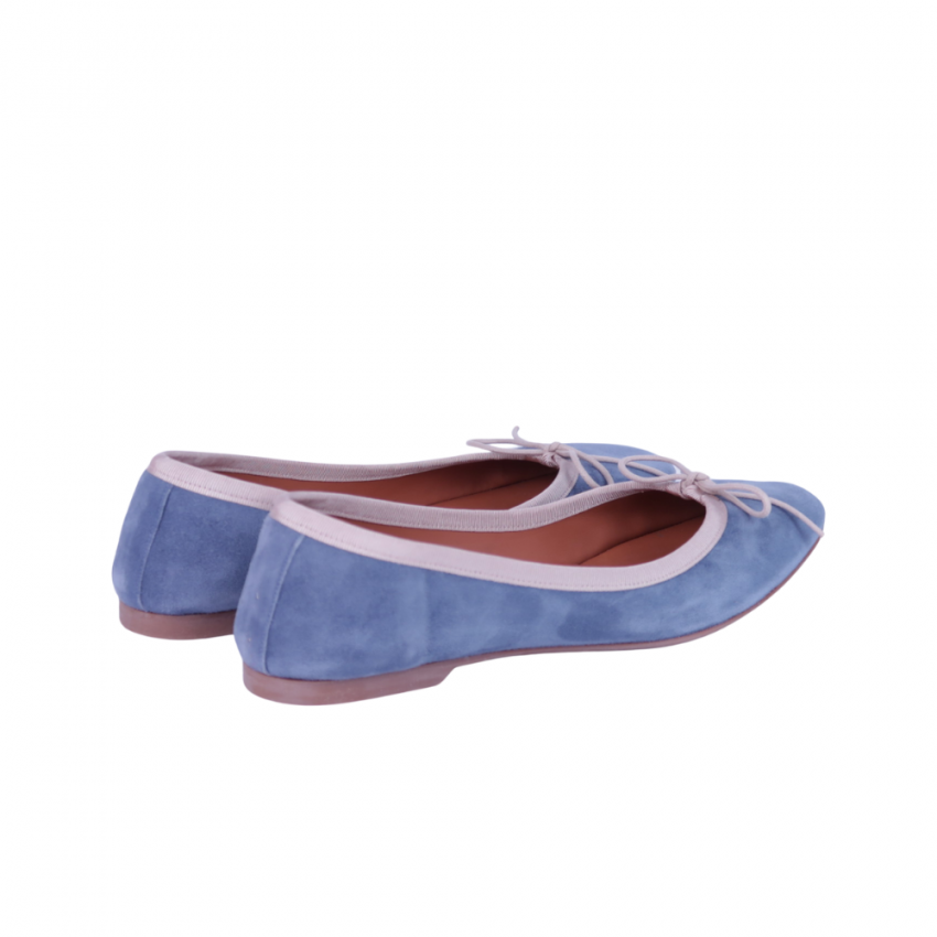 Forros interiores de piel.