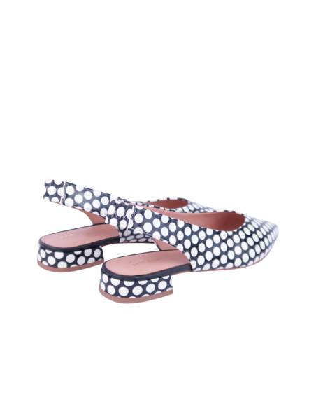 Salón destalonado de SEPT STORE Lunares 23103 Salón destalonado de SEPT STORE Lunares 23103